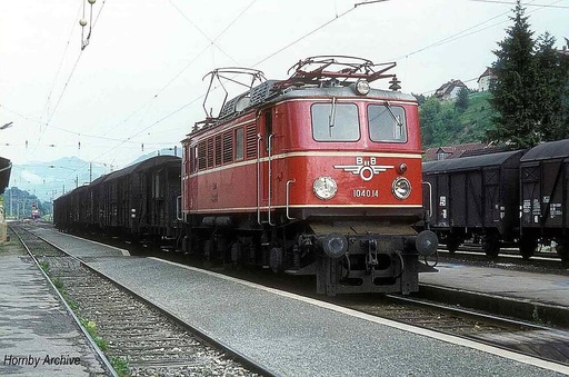 [RIVAROSSI HR2820D  ] RIVAROSSI HR2820D  1/87   ÖBB, locomotive électrique série 1040, orange sang, avec ancien logo ÖBB 