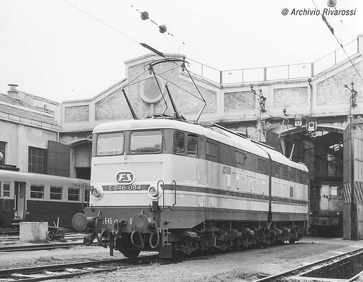 [RIVAROSSI HR2867  ] RIVAROSSI HR2867  1/87   FS, Locomotive électrique série E.646, série 2, vert/gris, avec baguettes décoratives en aluminium 