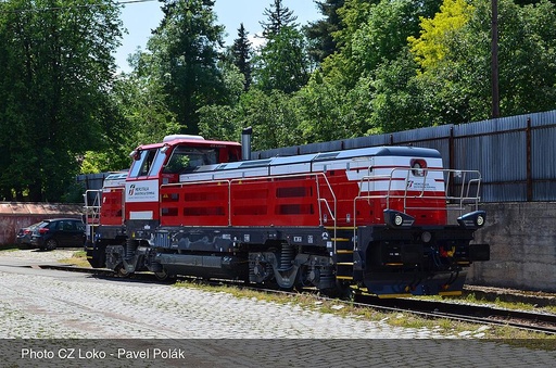 [RIVAROSSI HR2897  ] RIVAROSSI HR2897  1/87   Mercitalia Shunting &amp; Terminal, locomotive diesel EffiShunter 1000, gris/rouge, bandes blanches 