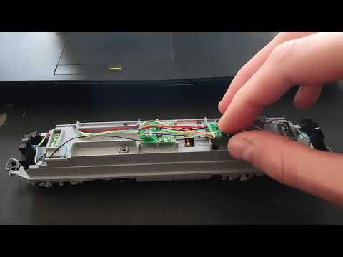 70903 NEM652 Décodeur à régulation de charge 2A DCC DecoderWerk 70903 