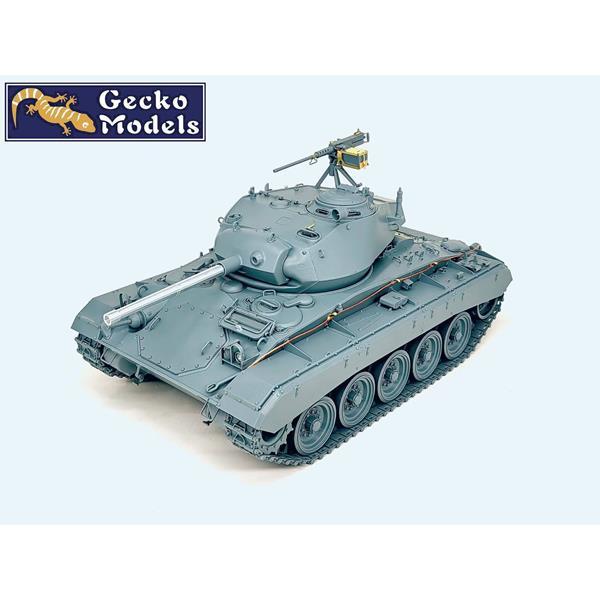 16gm0038a.jpg