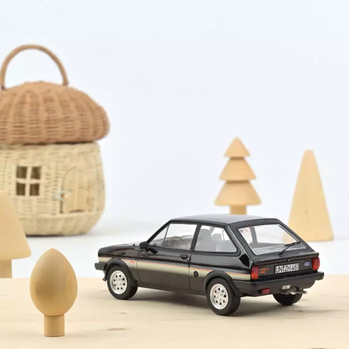 Ford Fiesta XR2 1981 Black 1:18 Norev 182743 