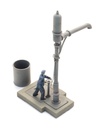 Pompe à eau Alsace–Lorraine haute + figurine kit 1:87 ARTITEC 10426