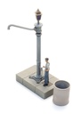 Pompe à eau du PLM M-12 + figurine kit 1:87 ARTITEC 10425
