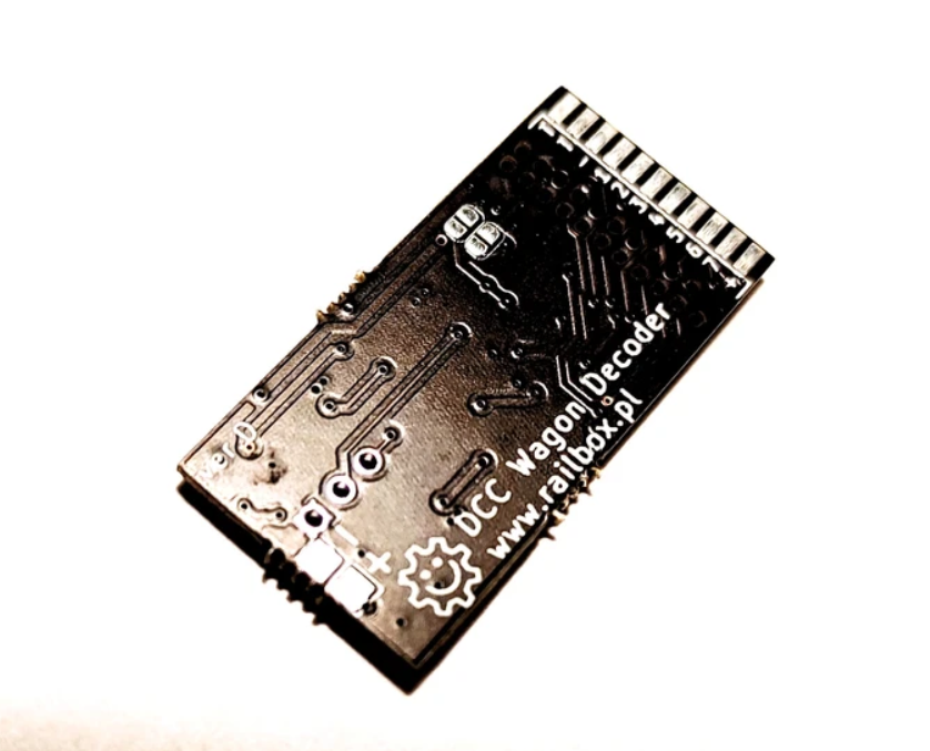 RB2112 Décodeur de fonction à  12 sorties 21MTC RailBOX Electronics 