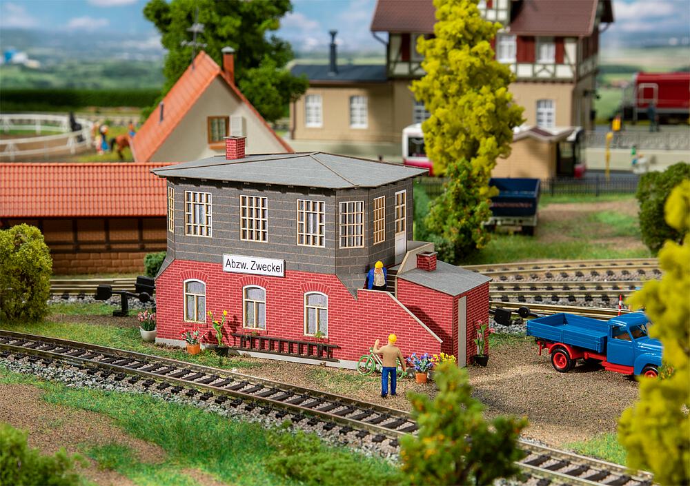 Faller 120091   H0  Poste d'aiguillage Zweckel 124 x 60 x 77 mm