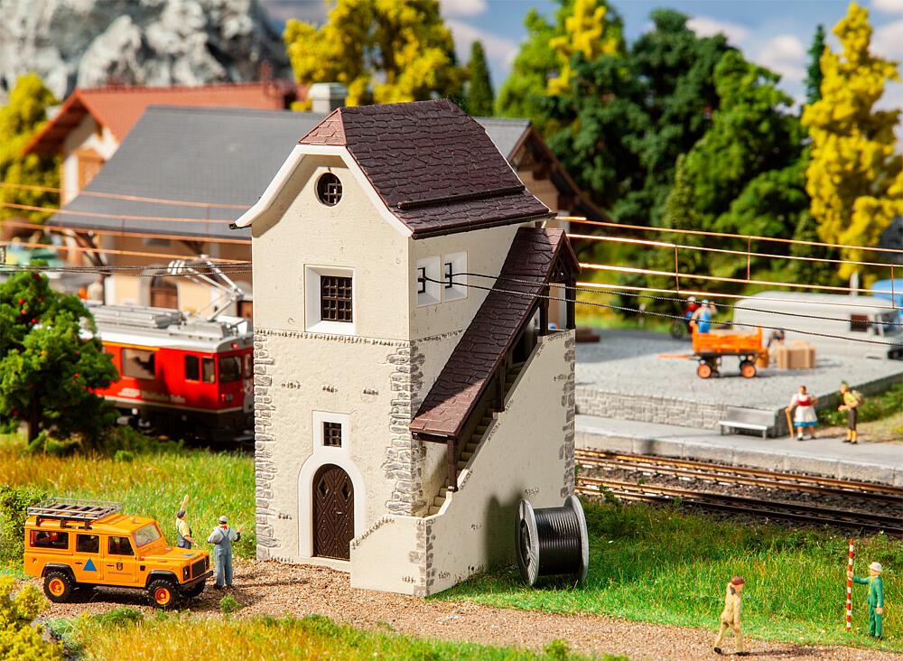 Faller 120269   H0  Bâtiment de commutation Zernez 88 x 76 x 135 mm