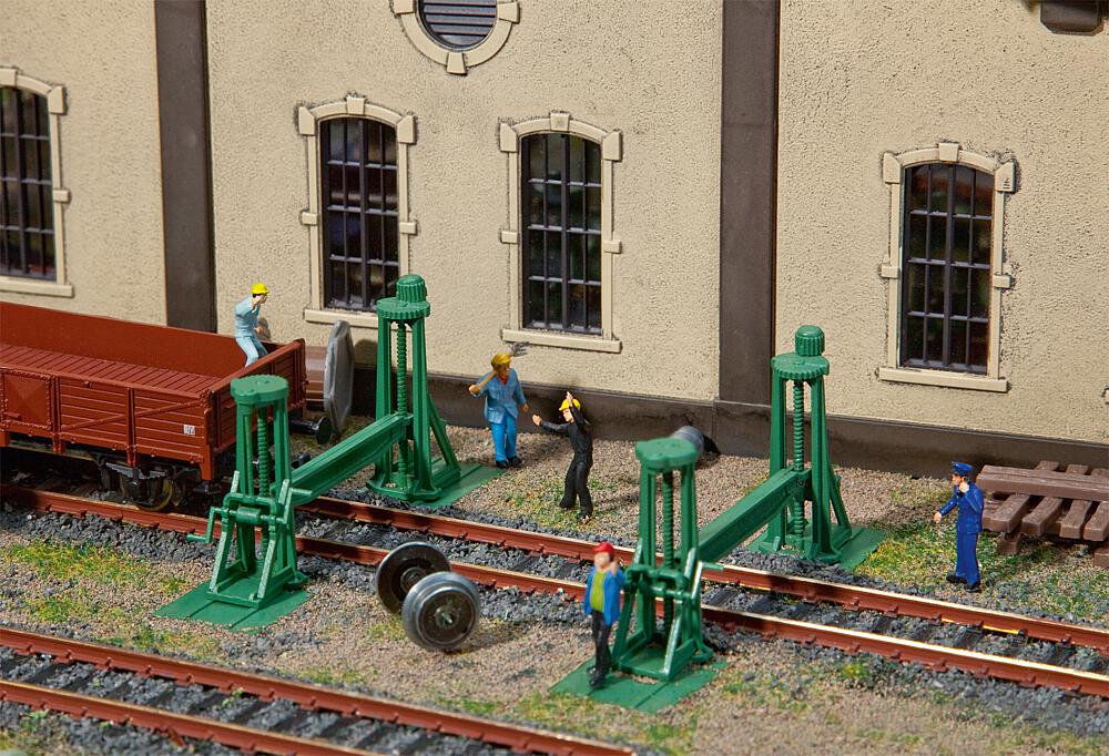 Faller 120278   H0  Chevalet de levage à broche 88 x 20 x 40 mm (2 x)