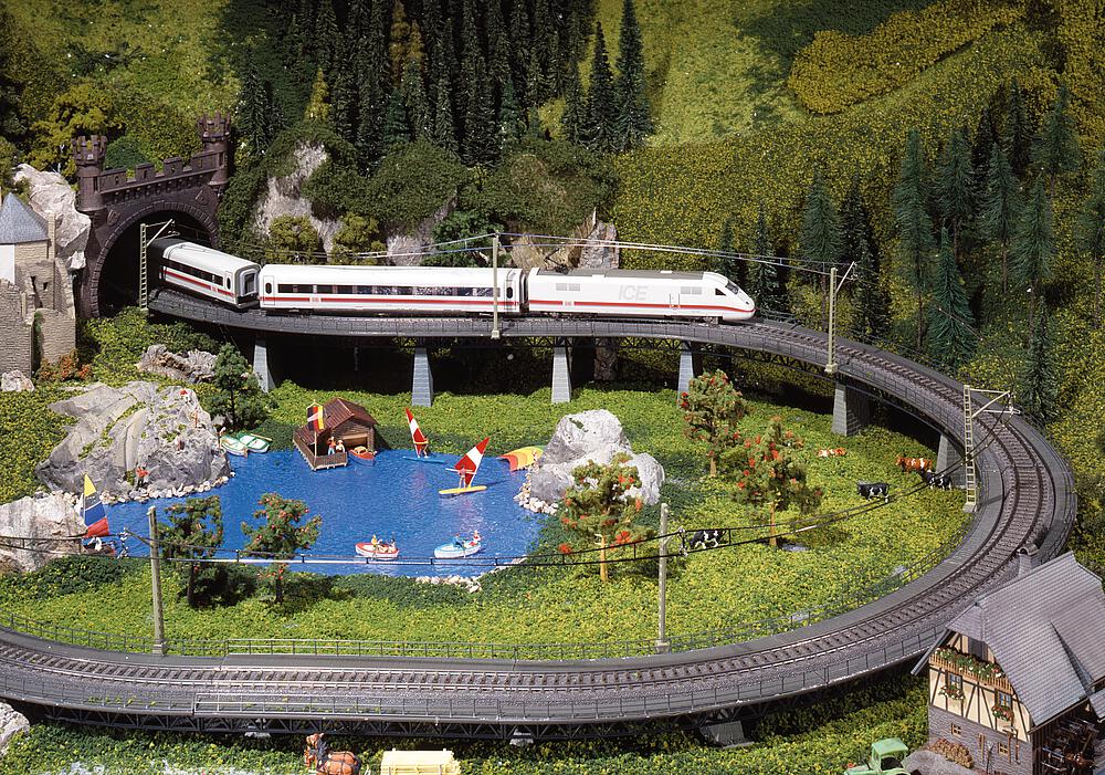 Faller 120472   H0  6 Piles 57 x 32 x 15 - 75 mm