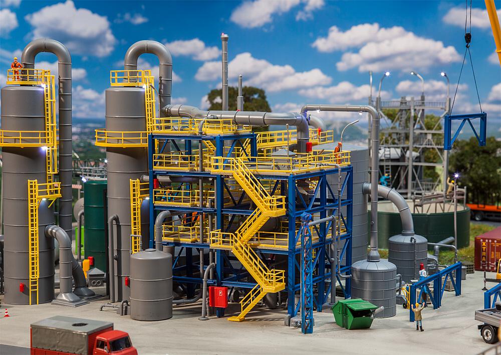 Faller 130175   H0  Usine chimique 310 x 290 x 230 mm