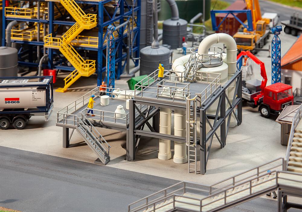 Faller 130179   H0  Bâti d’appareils avec conduites 145 x 135 x 100 mm