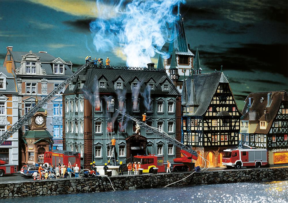 Faller 130441   H0  Trésor public en feu 195 x 133 x 185 mm