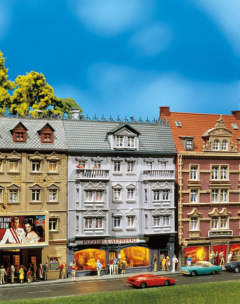 Faller 130446   H0  Pizzeria Alfredo 145 x 127 x 203 mm