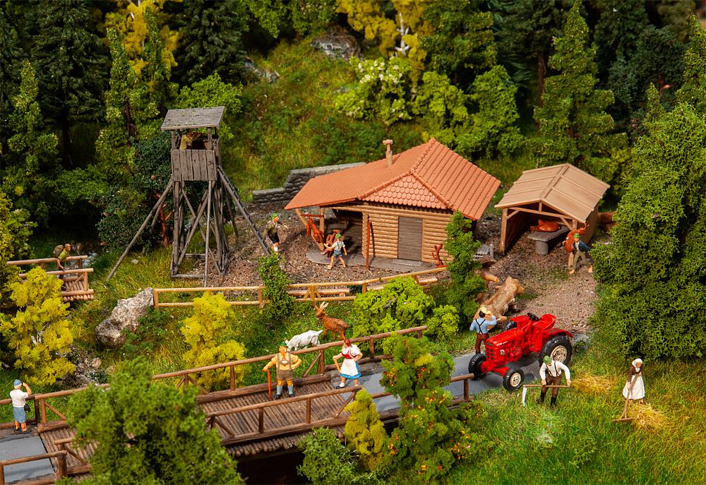 Faller 130637   H0  Pavillon de chasse avec mirador 85 x 52 x 46 mm, 74 x 70 x 70 mm, 45 x 38 x 30 mm, 39 x 18 x 13 mm, 120 x 18 x 13 mm, 106 x 46 x 24 mm