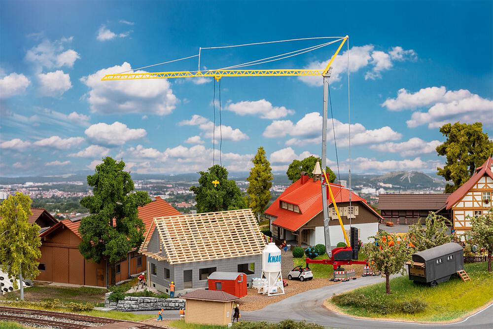 Faller 130658   H0  Maison en construction avec grue 120 x 90 x 95 mm, 352 x 75 x 320 mm