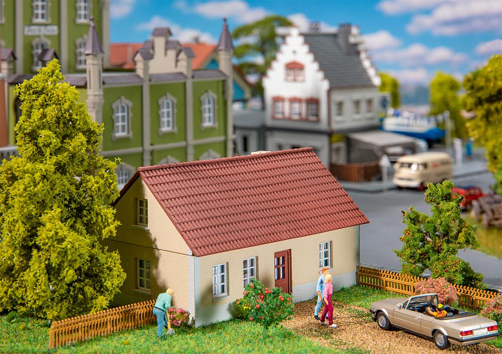 Faller 130683   H0  Chaumière Sylt 106,5 x 64 x 62 mm