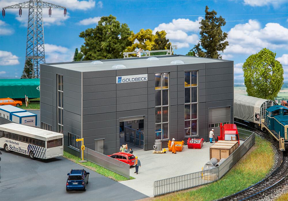 Faller 130890   H0  Hall industriel Goldbeck 253 x 153 x 124 mm