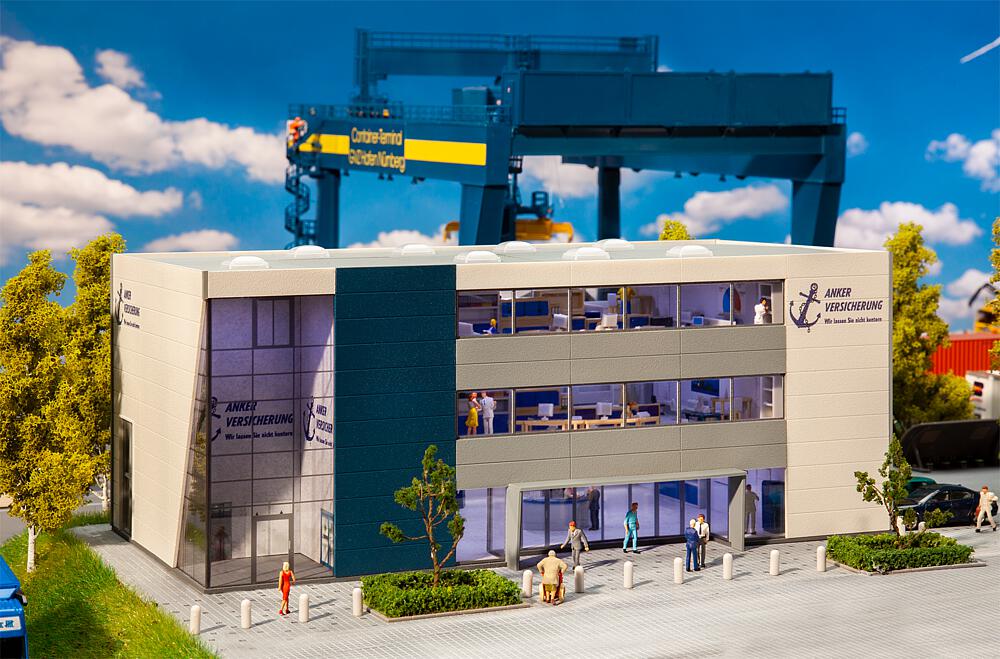 Faller 130891   H0  Bâtiment des assurances 302 x 165 x 125 mm