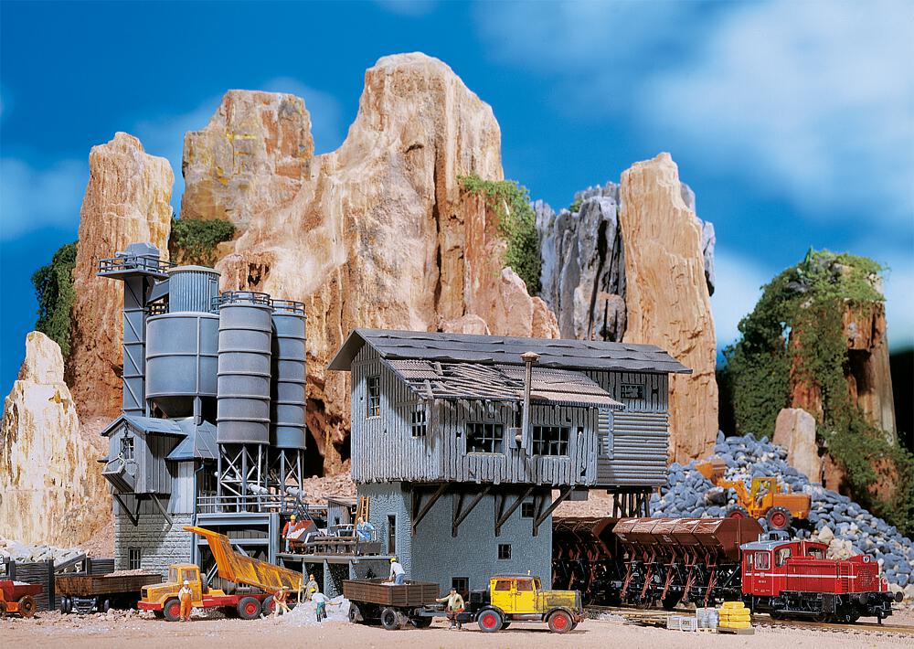 Faller 130961   H0  Vieille usine de ballast 200 x 175 x 152 mm