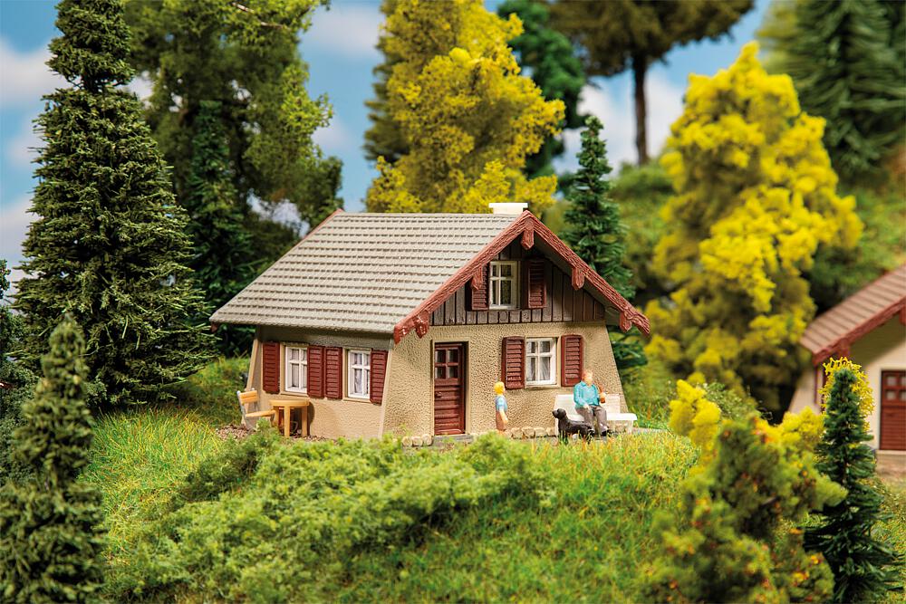 Faller 131314   H0  Petit chalet 100 x 80 x 55 mm