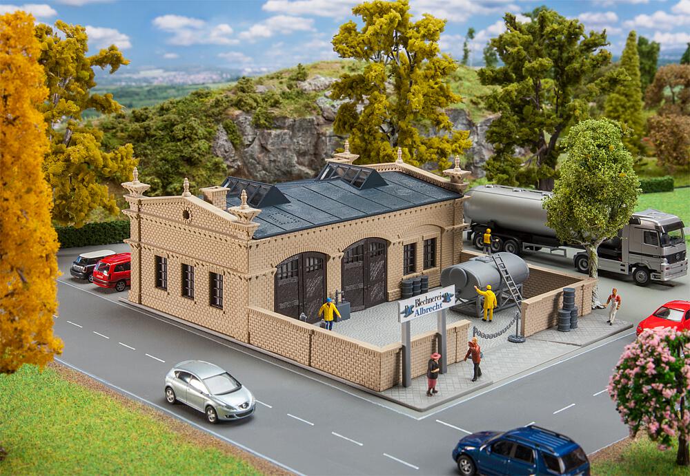 Faller 131382   H0  Atelier 172 x 235 x 84 mm