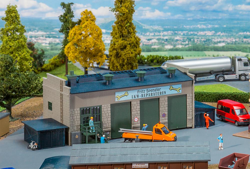 Faller 131385   H0  Atelier de camion 185 x 115 x 95 mm