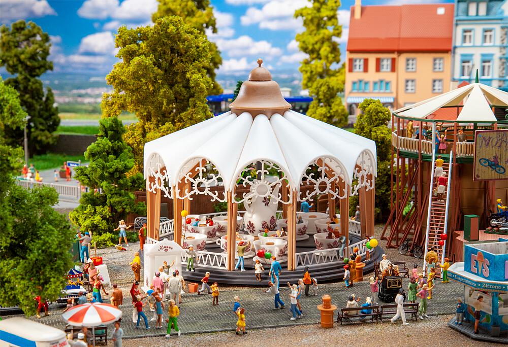 Faller 140335   H0  Manège Tasses à café Églantines Ø 172 x 135 mm