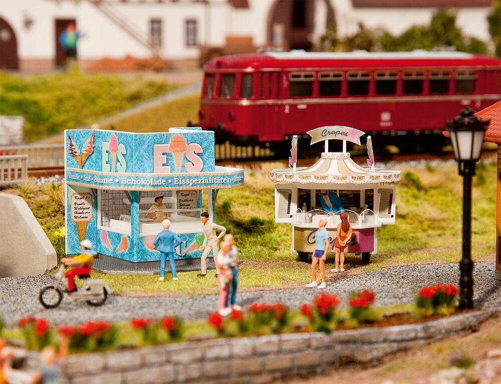 Faller 140442   H0  2 Stands de vente mobiles 50 x 40 x 43 mm, 43 x 43 x 45 mm