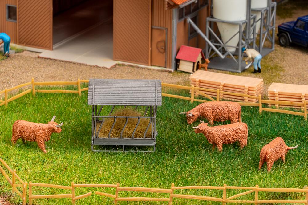 Faller 151926   H0  Vaches écossaises, rouges 