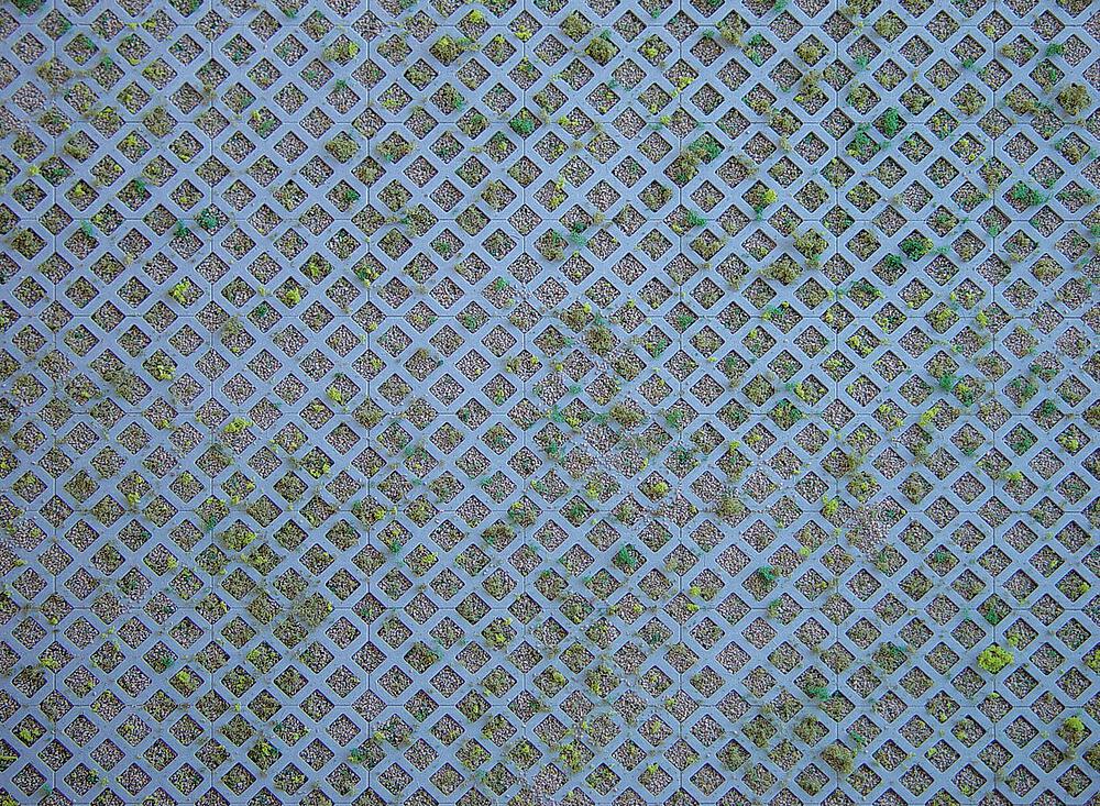 Faller 170625   H0  Plaque mur, Briques perforées en losanges avec herbe 250 x 125 x 0,5 mm