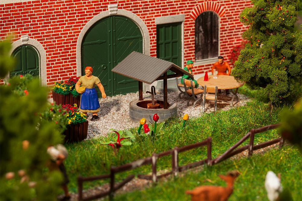 Faller 180302   H0  Fontaine décorative 23 x 21 x 24 mm