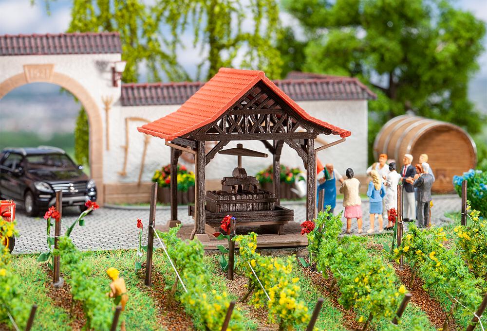 Faller 180335   H0  Presse à vin 54 x 53 x 50 mm