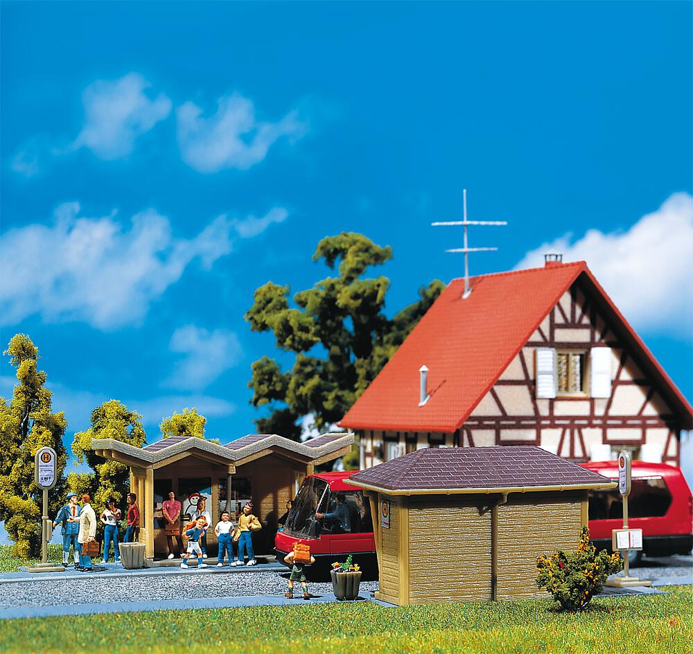 Faller 180587   H0  2 Aubettes de bus 61 x 32 x 37 mm, 72 x 26 x 36 mm