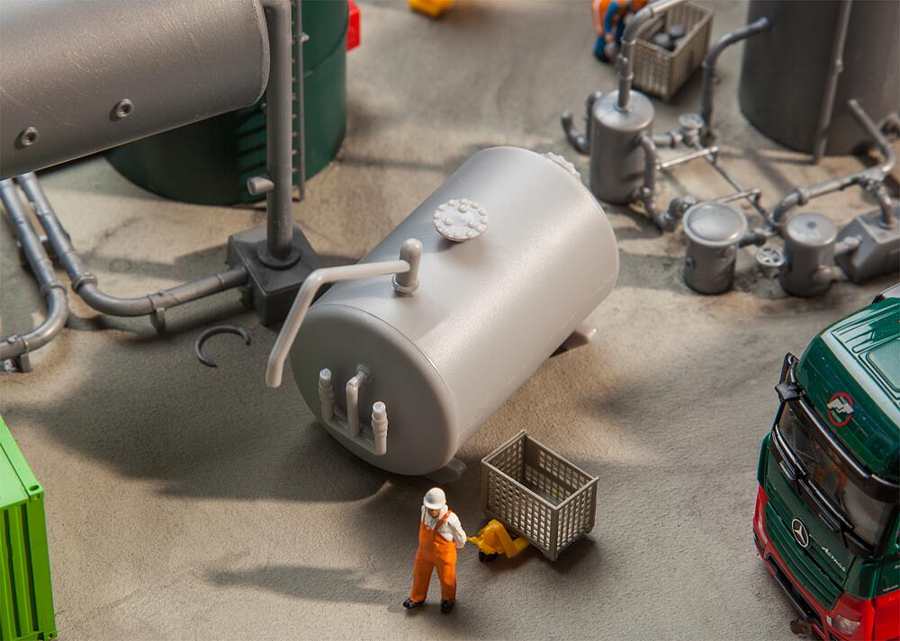 Faller 180943   H0  Citerne d'huile 73 x 29,5 x 52 mm