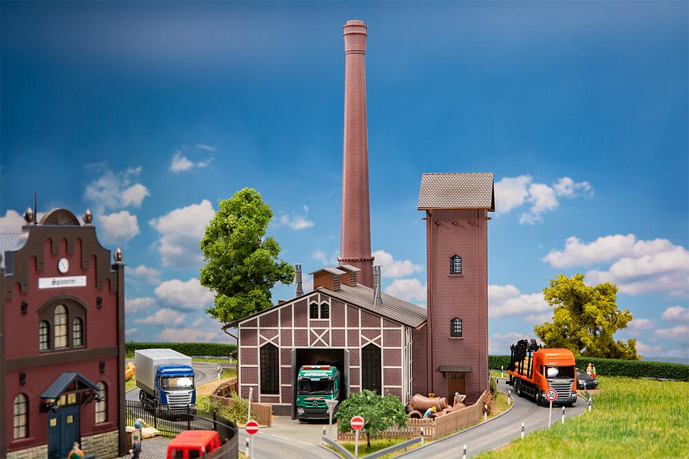 Faller 191794   H0  Centrale thermique 240 x 220 x 325 mm