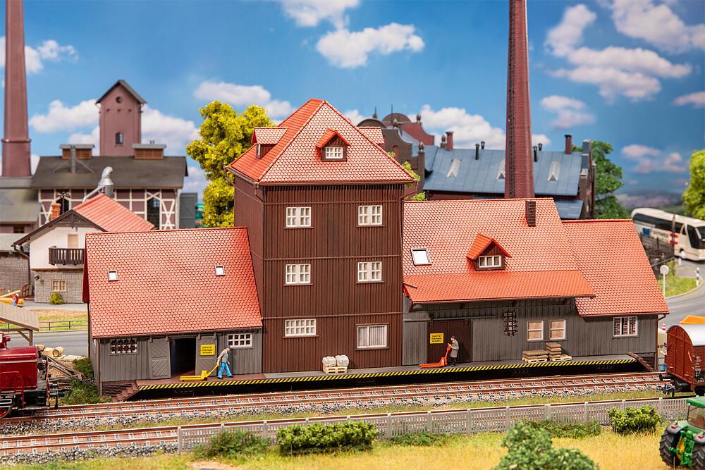 Faller 191795   H0  Entrepôt 380 x 143 x 188 mm