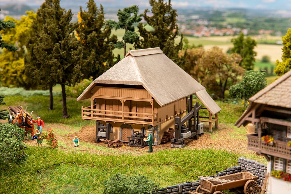 Faller 191814   H0  Entrepôt avec presse à fruits 122 x 111 x 88 mm