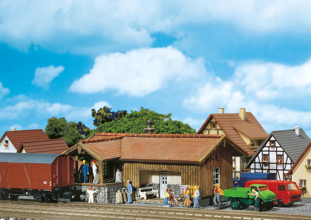 Faller 212105   N  Station d’arrêt 89 x 60 x 42 mm