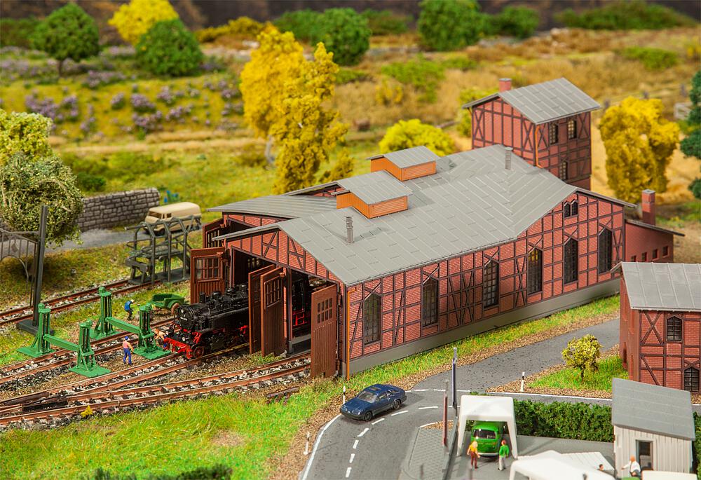 Faller 222113   N  Hangar à locomotive pour dépôt 227 x 126 x 95 mm