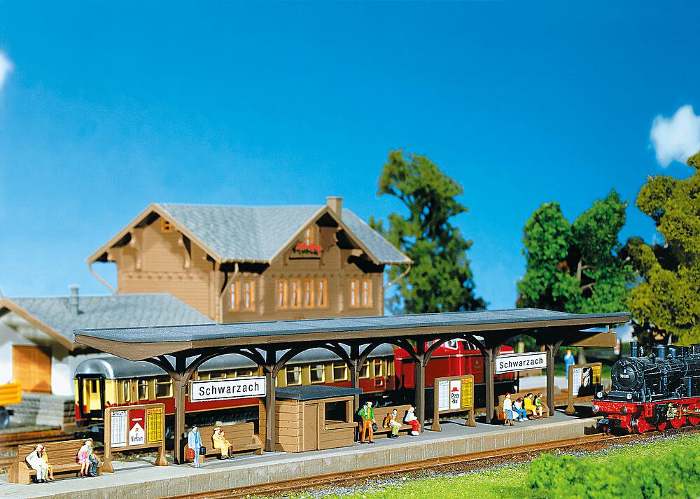 Faller 222124   N  Quai 584 x 37 x 41 mm