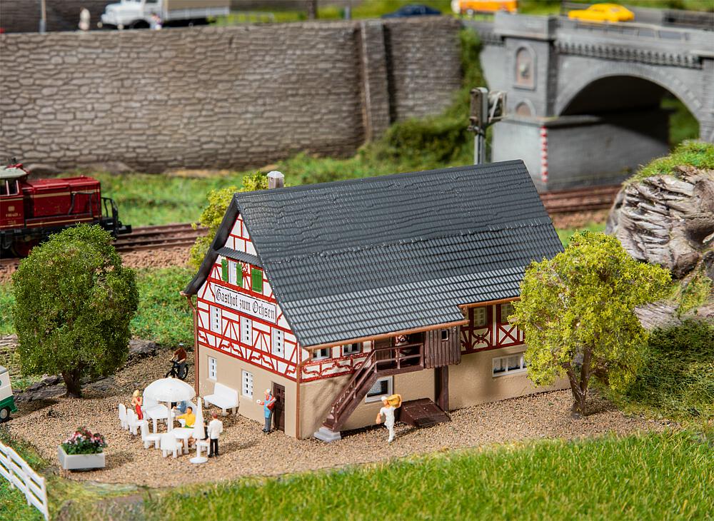 Faller 232192   N  Ferme avec auberge 96 x 68 x 64 mm