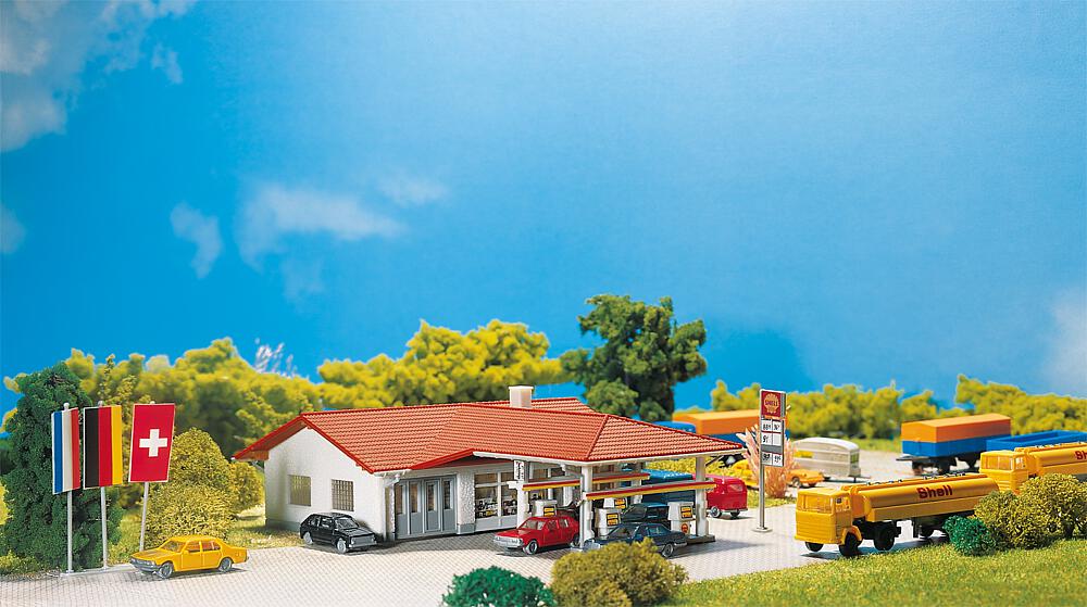 Faller 232217   N  Station-service 110 x 93 x 35 mm