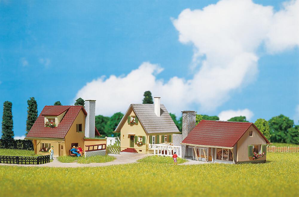 Faller 232221   N  3 Maisons individuelles 96 x 60 x 42 mm, 83 x 58 x 52 mm, 77 x 50 x 52 mm