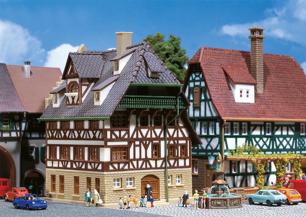 Faller 232280   N  Maison à colombages Franken 84 x 65 x 100 mm