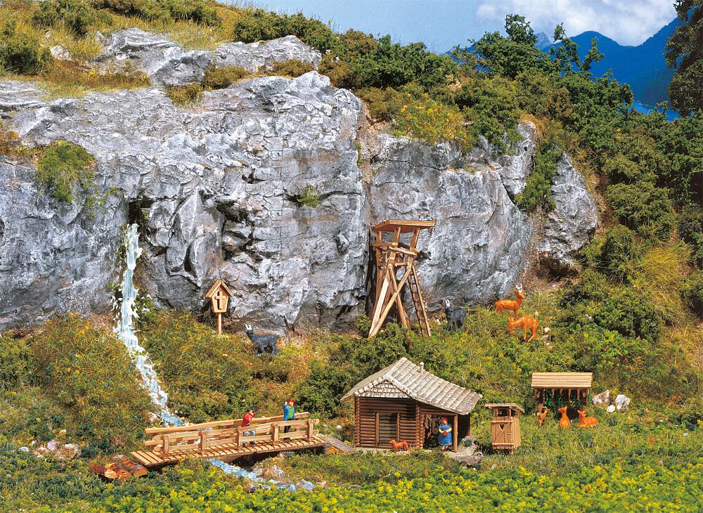 Faller 272532   N  Pavillon de chasse avec mirador 40 x 27 x 24 mm