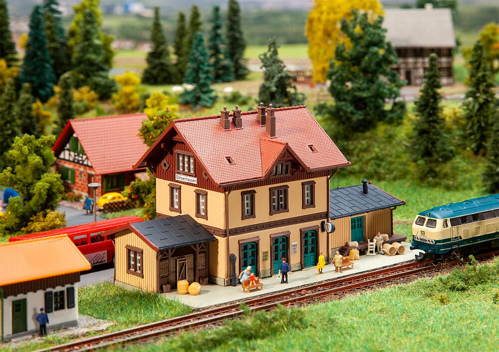 Faller 282709   Z  Gare de Ochsenhausen 119 x 56 x 60 mm