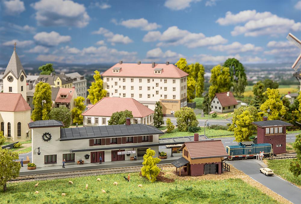 [Faller 282713  ] Faller 282713   Z  Coffret gare de Feenbach 229 x 65 x 59 mm, 43 x 38 x 45 mm, 75 x 55 x 42 mm