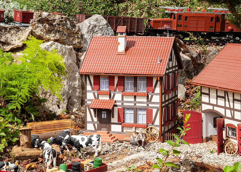 [POLA 331779  ] POLA 331779   G  Maison à pans de bois 335 x 335 x 420 mm