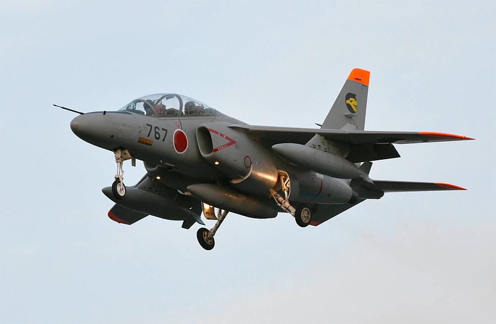 [HOBBY BOSS 87266  ] HOBBY BOSS 87266  1/72 Kawasaki T4 