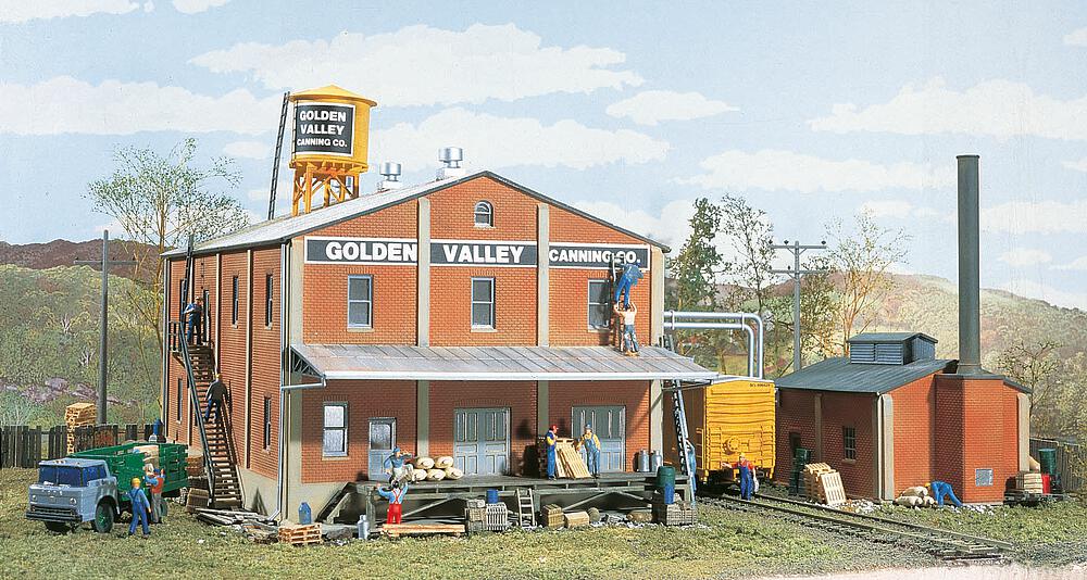 WALTHERS 933-3018   H0  Conserverie Golden Valley Canning 